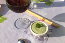 Crème de fèves au cerfeuil