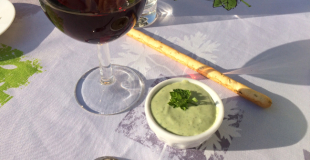Crème de fèves au cerfeuil
